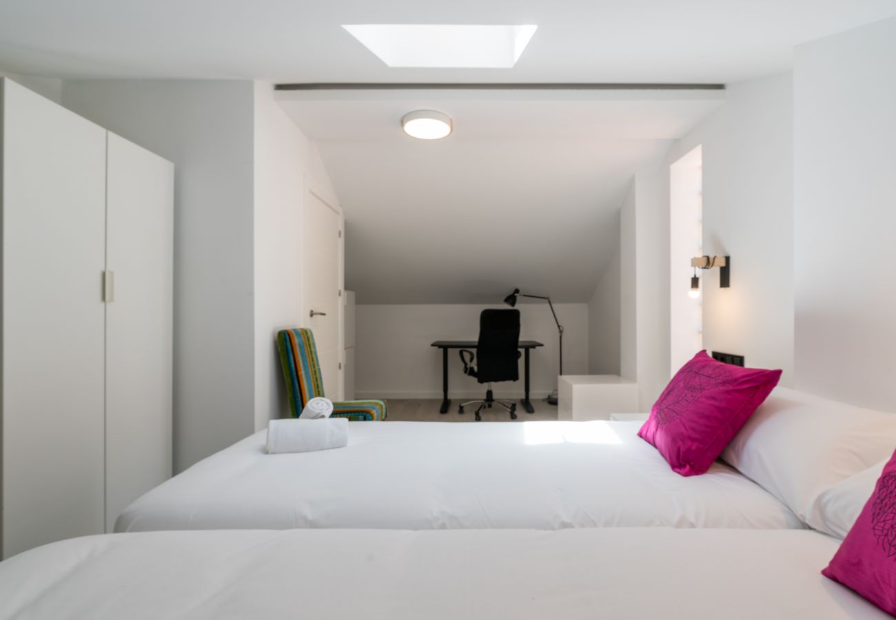 Ferienwohnung in Málaga - Bohème-Künstler-Loft, lebhaftes Design, Zentrum Málaga