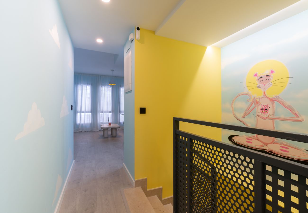 Apartamento en Málaga - Apto. artístico con mágico patio trasero, centro Málaga 