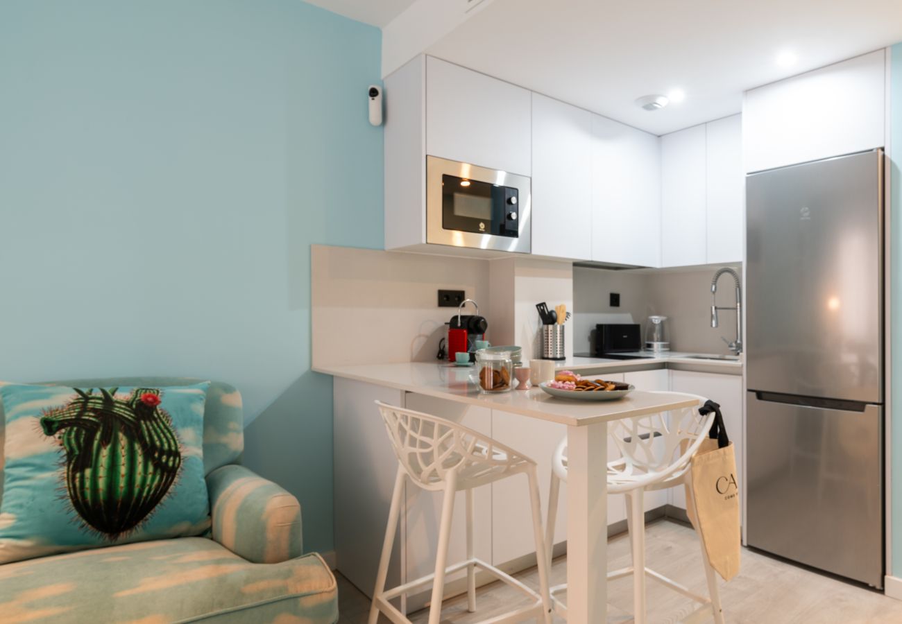 Apartamento en Málaga - Apto. artístico con mágico patio trasero, centro Málaga 